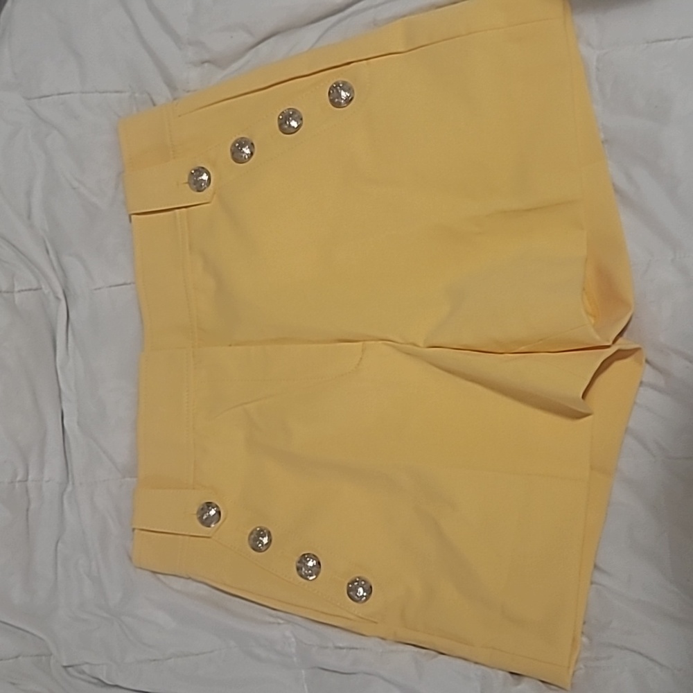 WHBM Mariner Button Shorts